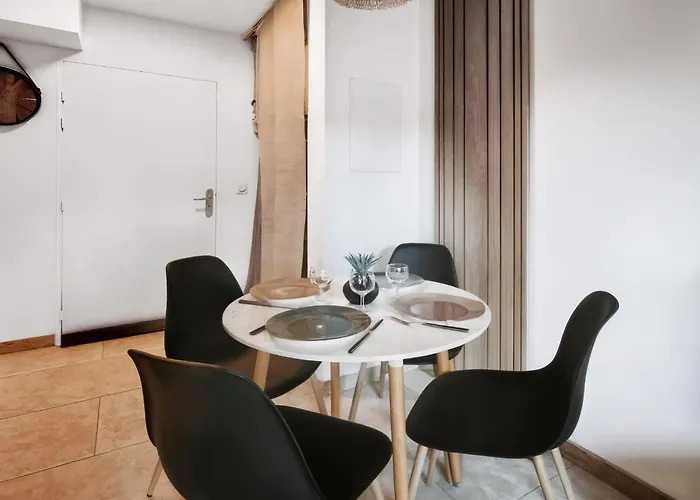Appartement T2 Standing St Raphael Tarif Premium Saint-Raphaël